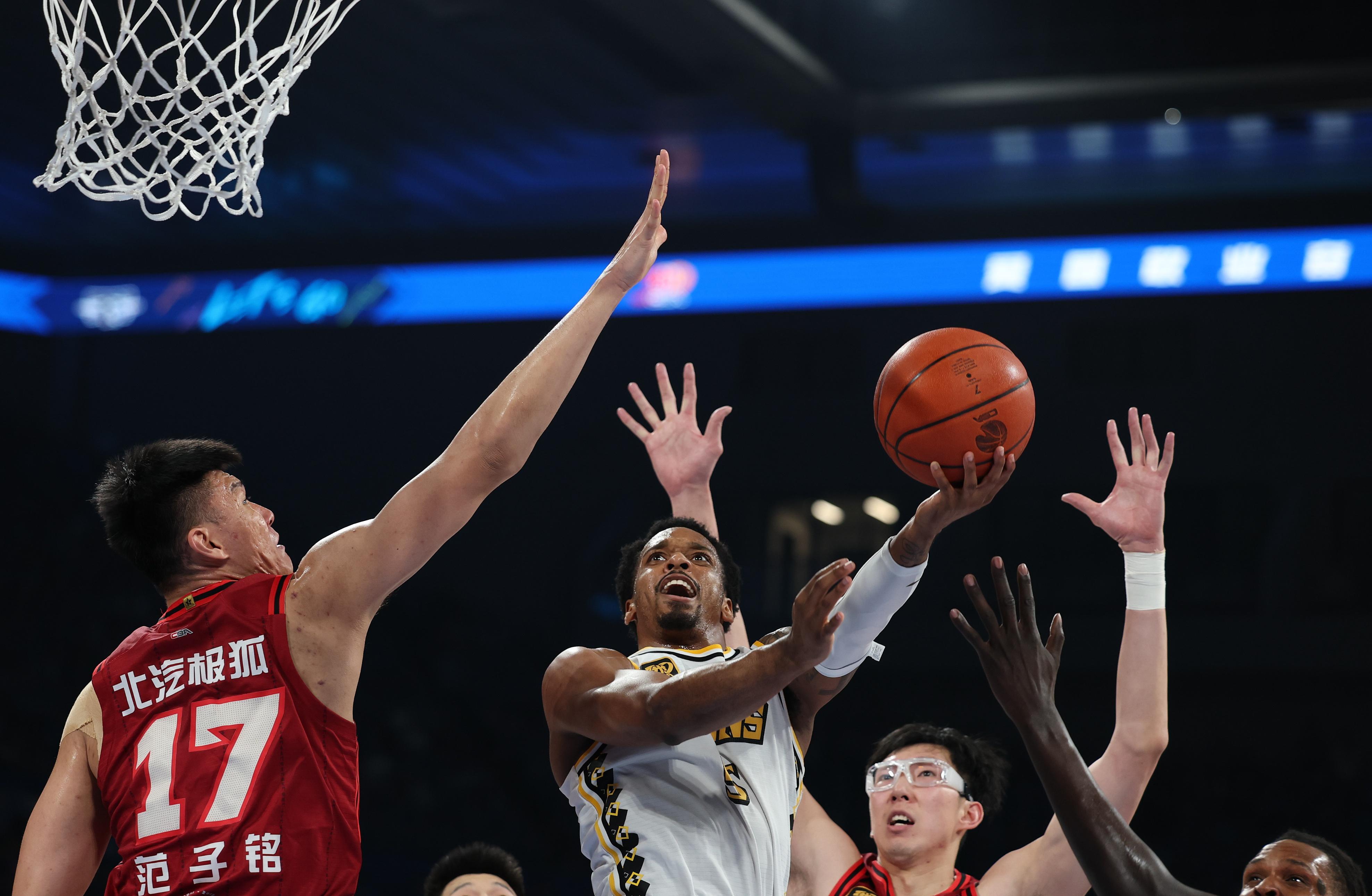 广州队绝杀浙江队,胡金秋关键制胜 广州队绝杀浙江队,胡金秋关键制胜