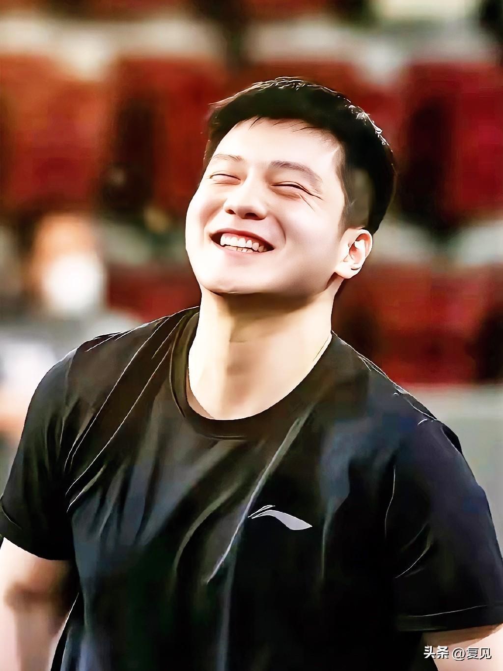 英国乒乓球队绝地反击德国乒乓球队，樊振东绝境逆转