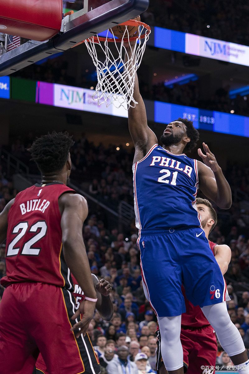 独行侠险胜太阳，恩比德高光表现