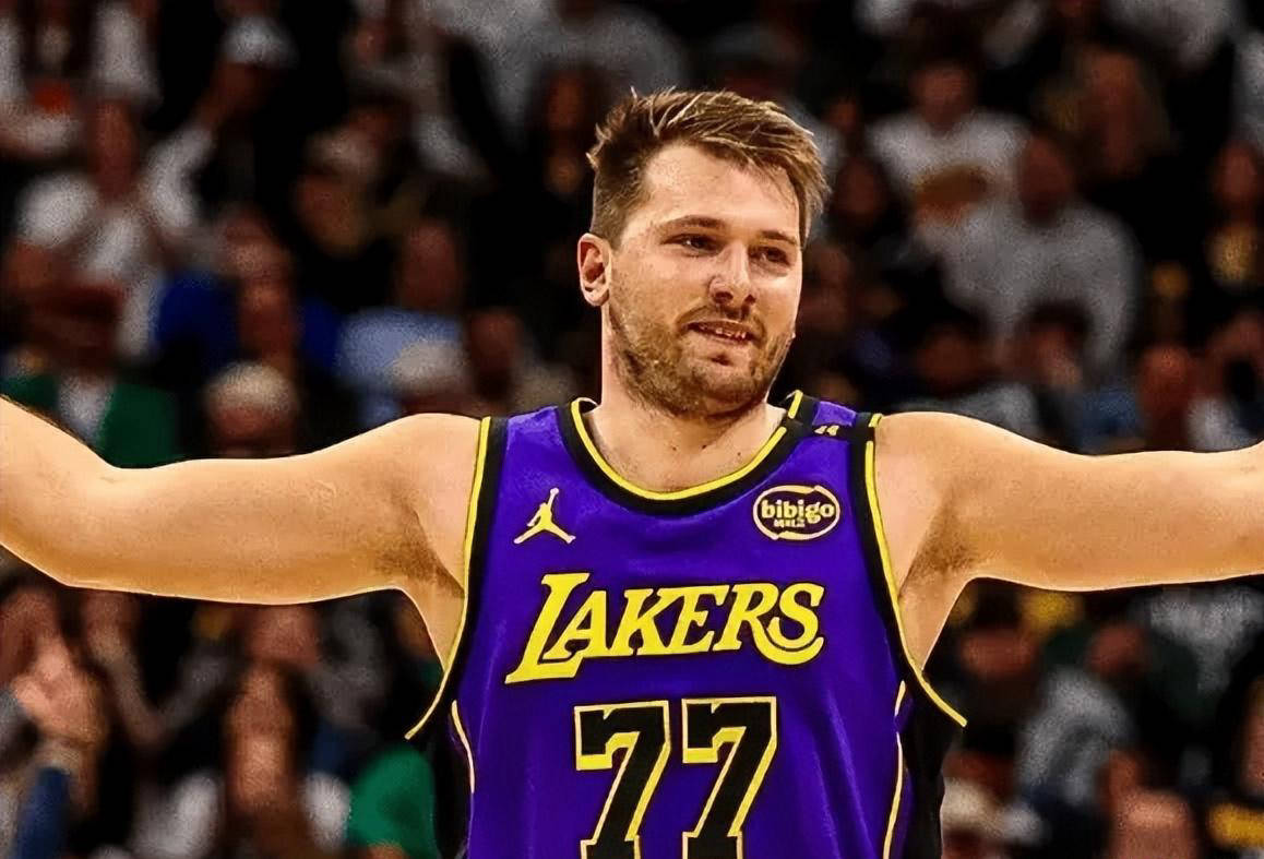 广州队逆转马刺，东契奇统治全场