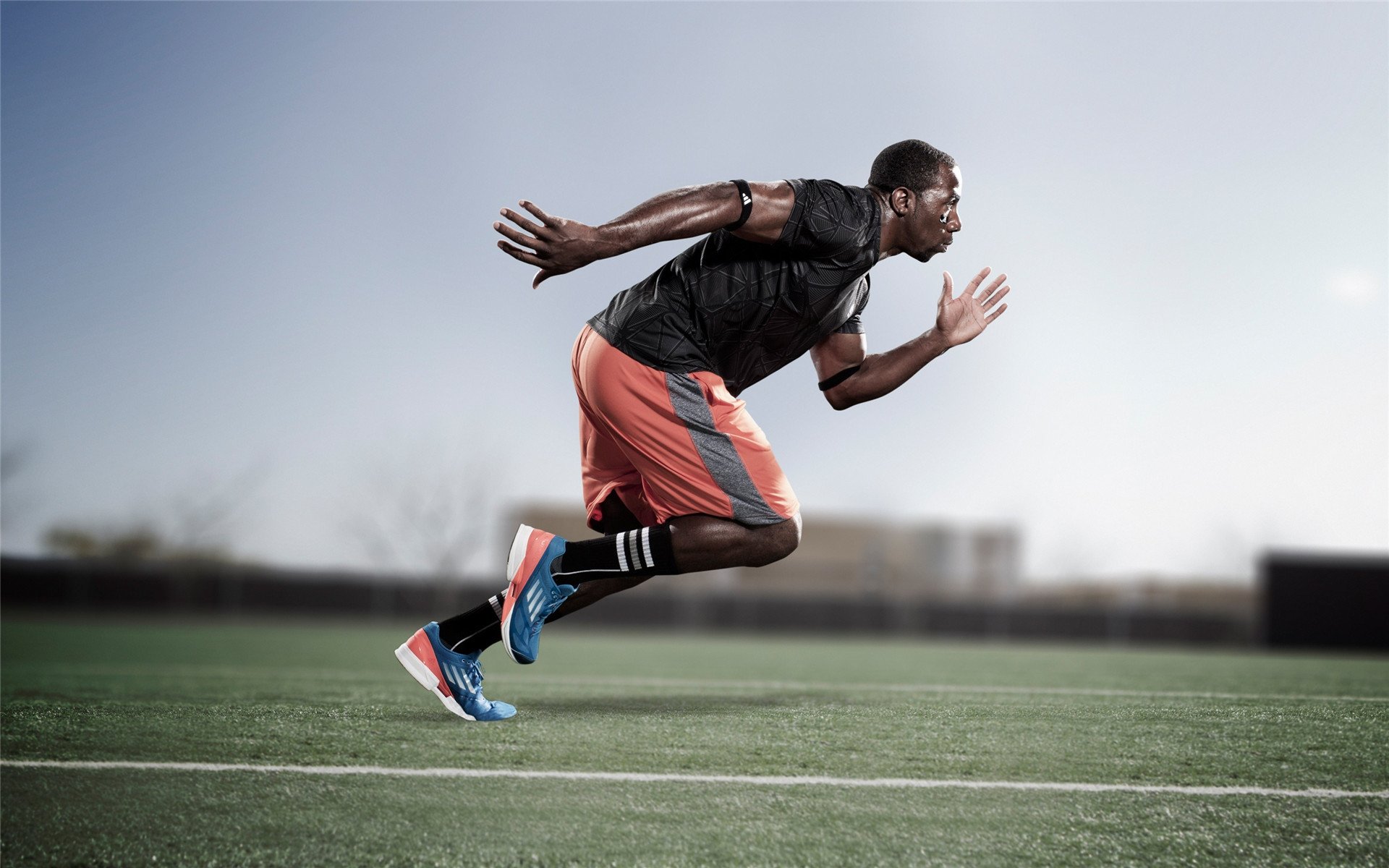 爱德华兹一锤定音,猛龙多点开花锁定胜局